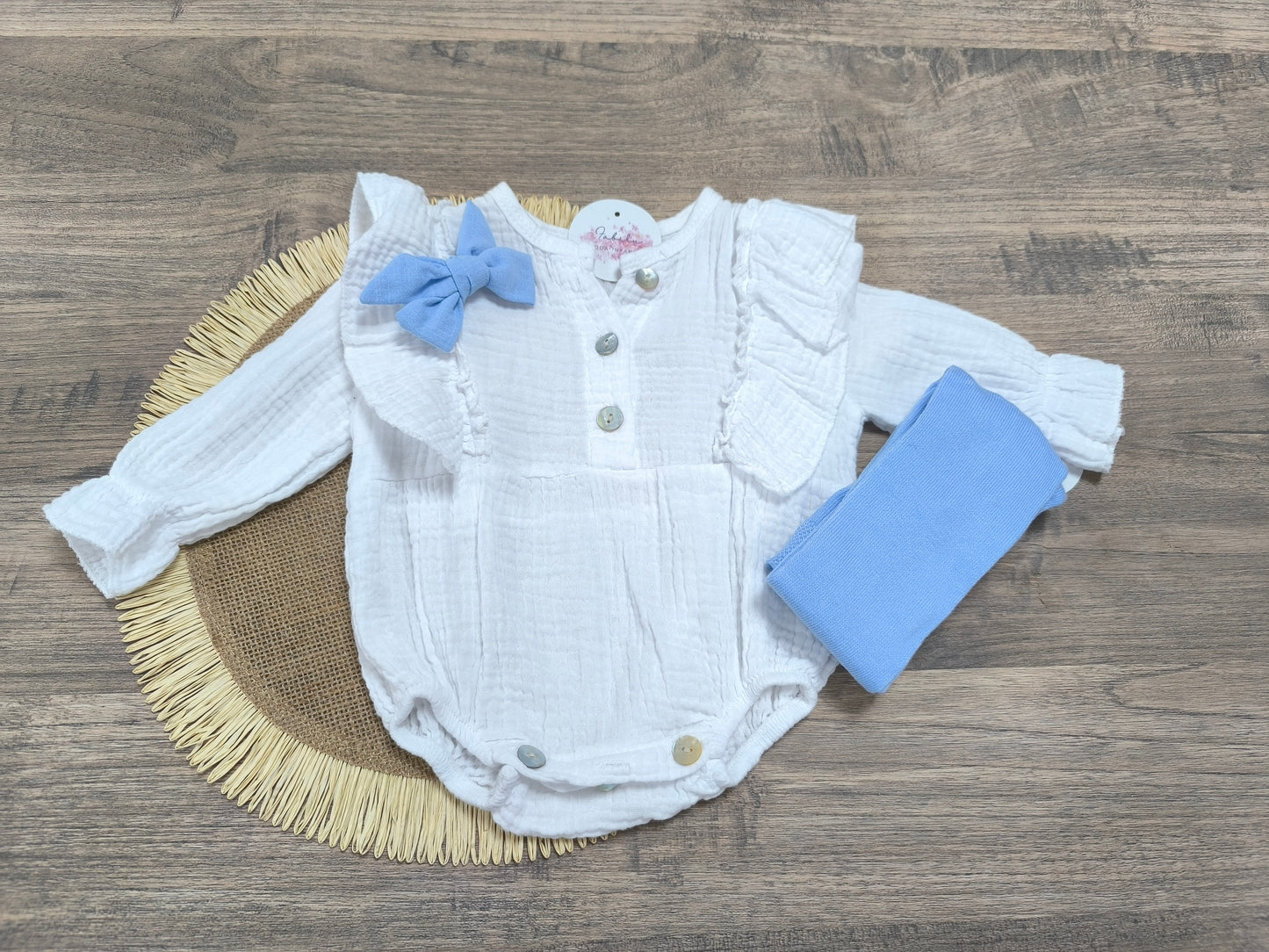 Pelele Blanco de Manga Larga | Ropa Elegante y Cómoda para bebés