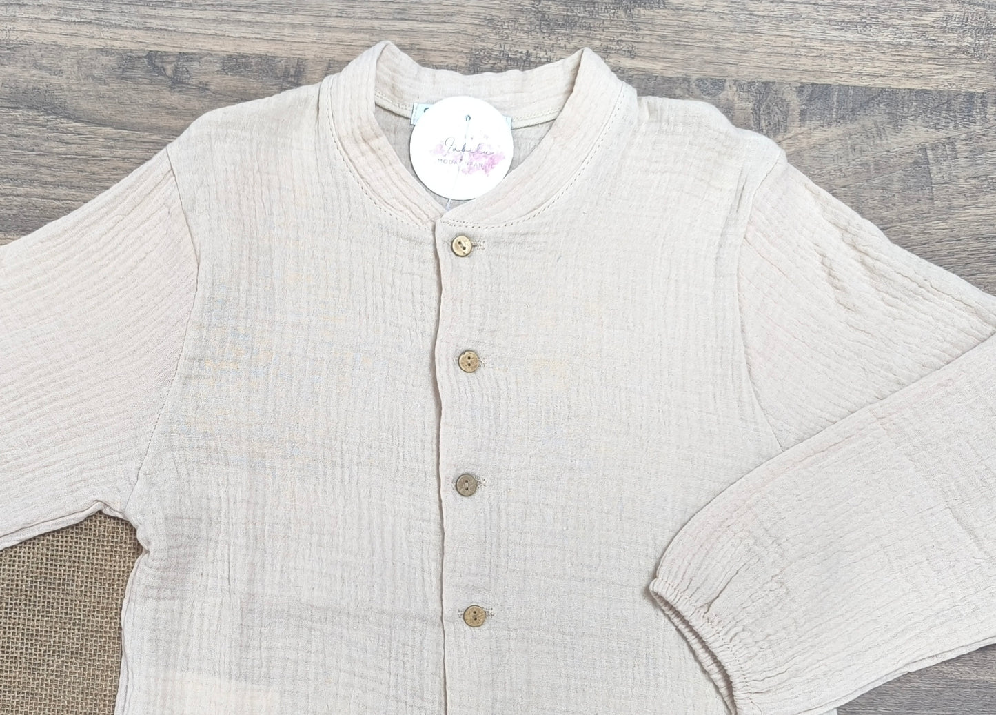 Camisa niño cuello mao color arena – Calamaro algodón 100%