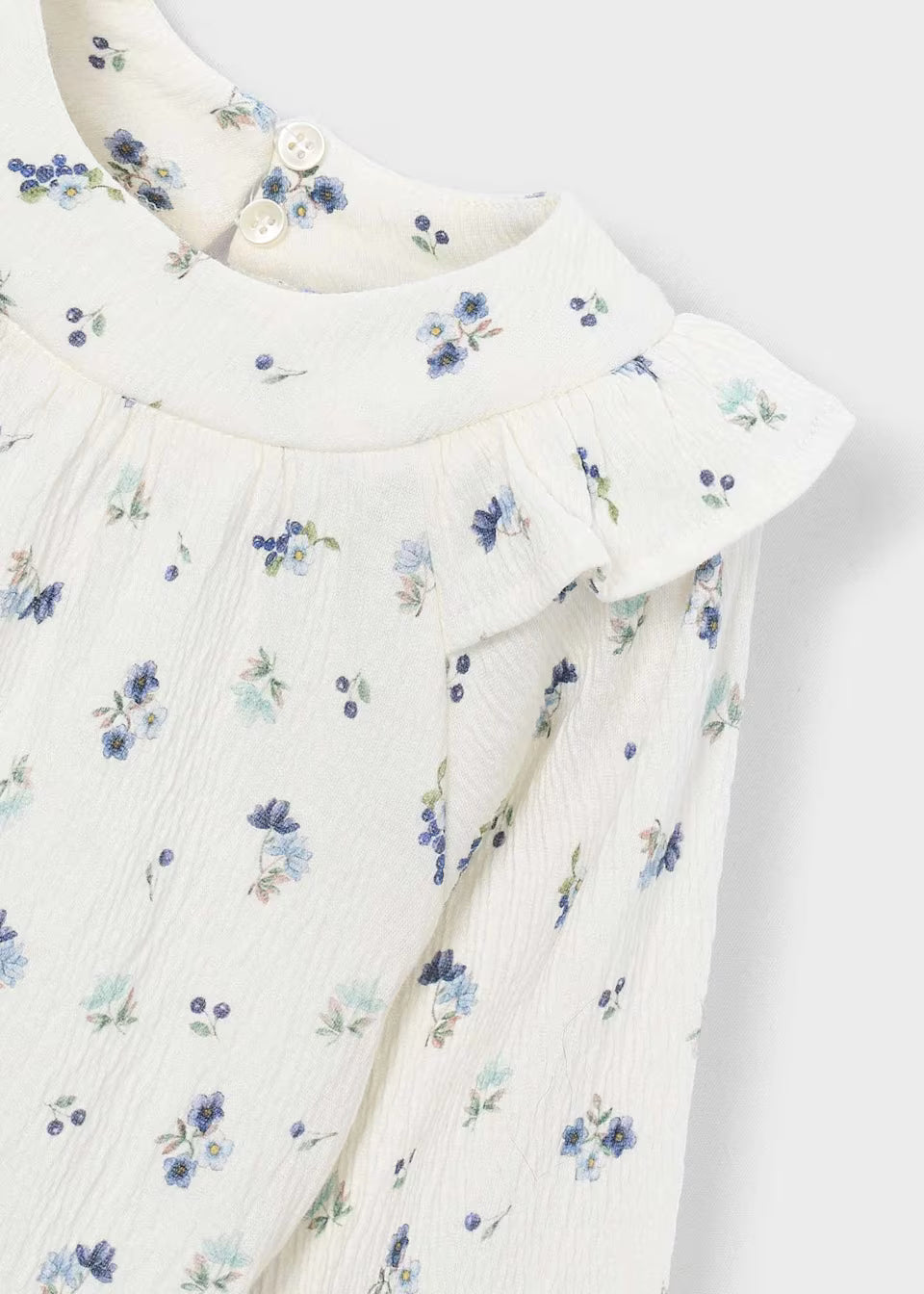 Camisa de Bambula para Niña Blanca con Flores Azules