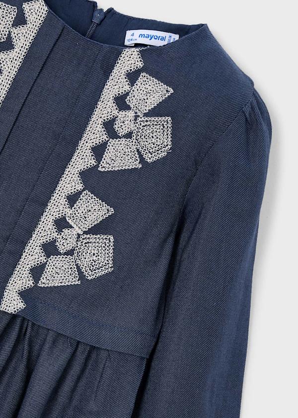 Vestido para Niña con Bordados en Color Petróleo – Elegancia y Comodidad en Cada Detalle