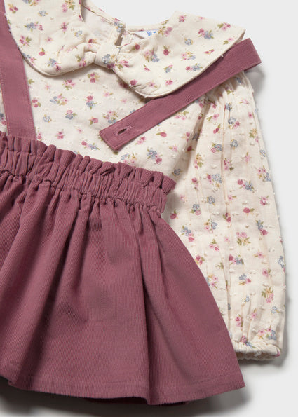 Conjunto Infantil de Falda con Tirantes y Camisa de Plumeti con Flores