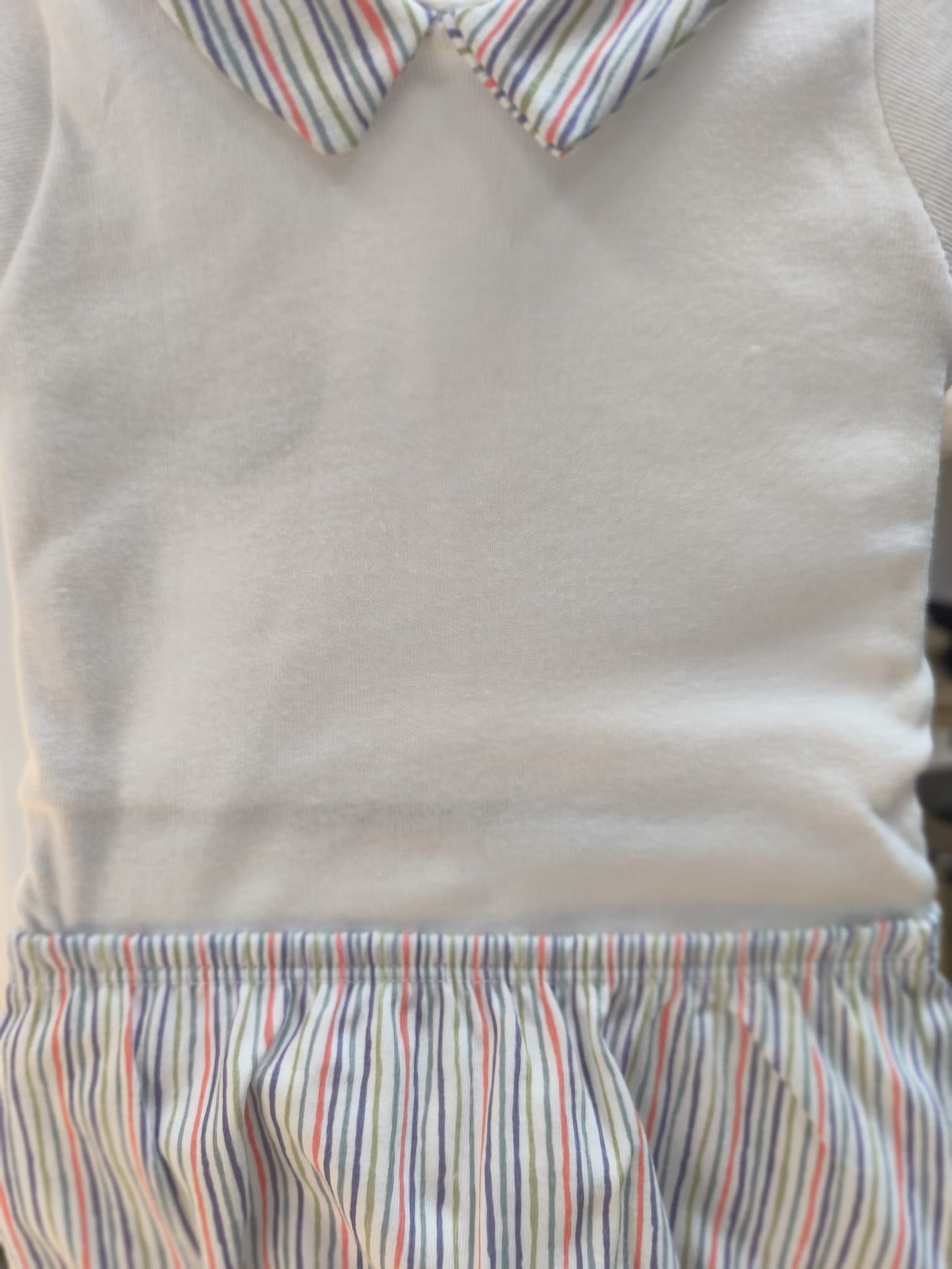 Conjunto de bebé niño “Luciérnaga” de Babidu – body con cuello bebé de rayas y cubrepañal a juego 100% algodón