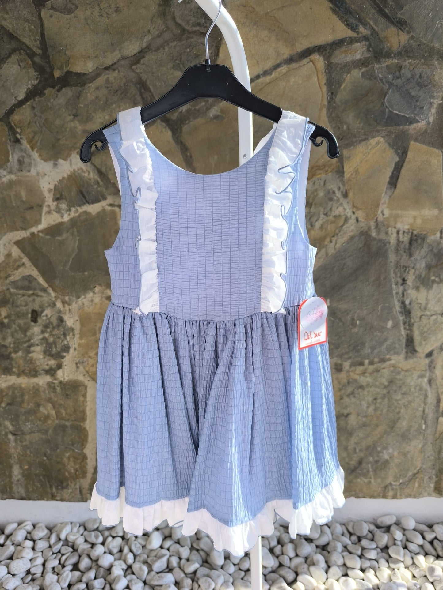 Vestido de niña azul de tirantes Del Sur con volantitos