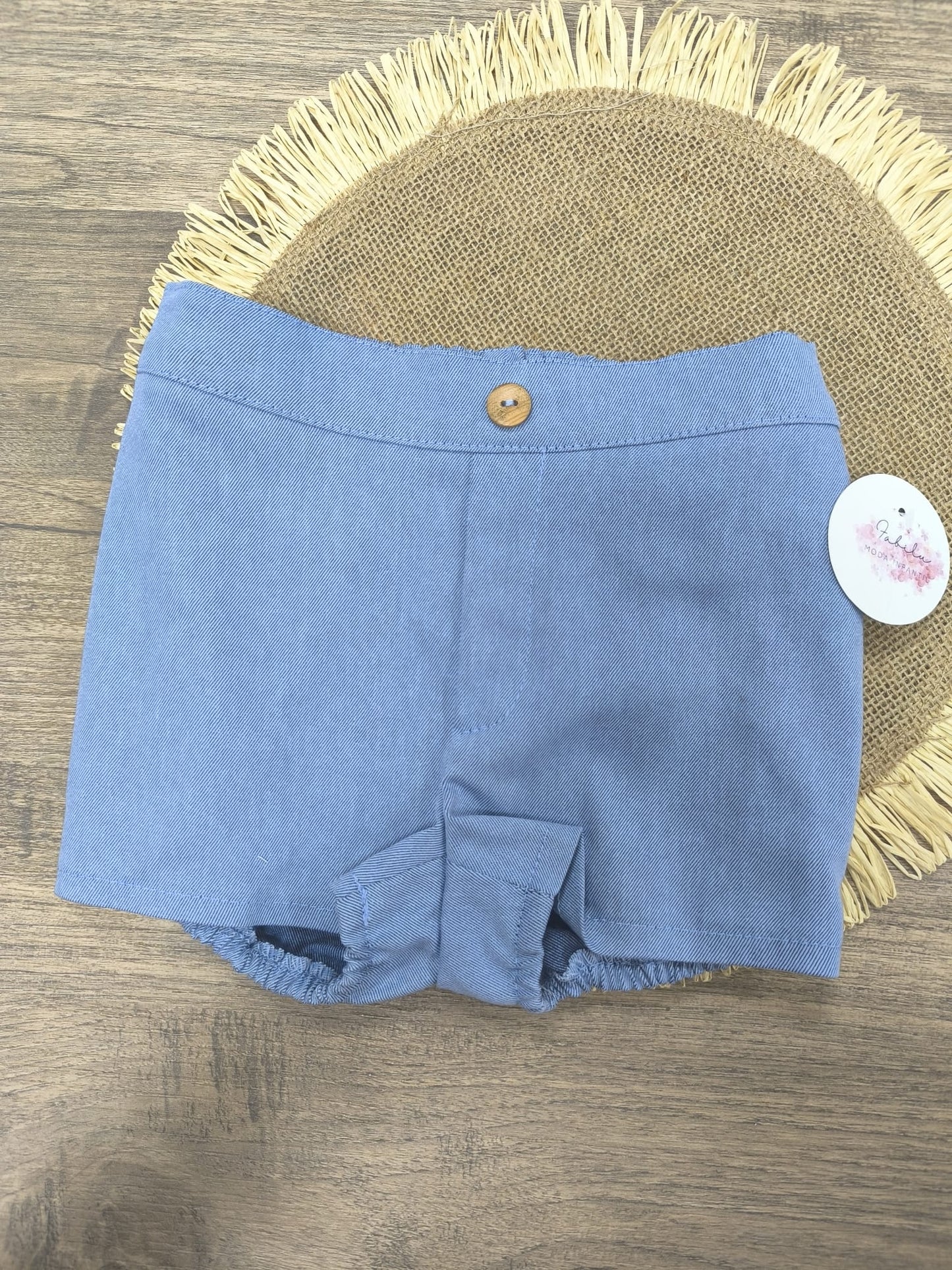 Pantalón corto Pepe azul – Estilo, comodidad y encanto para tu niño