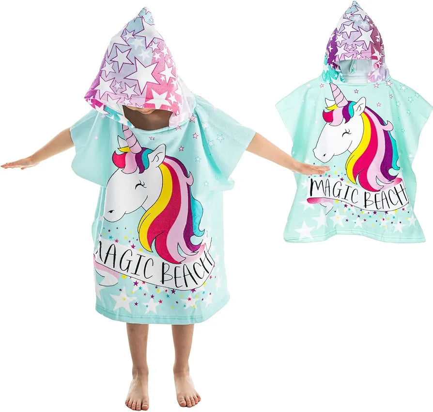 Toalla poncho con gorro para niña – Unicornio “Magic Beach” verde agua| Ligera y de secado rápido (60x120 cm