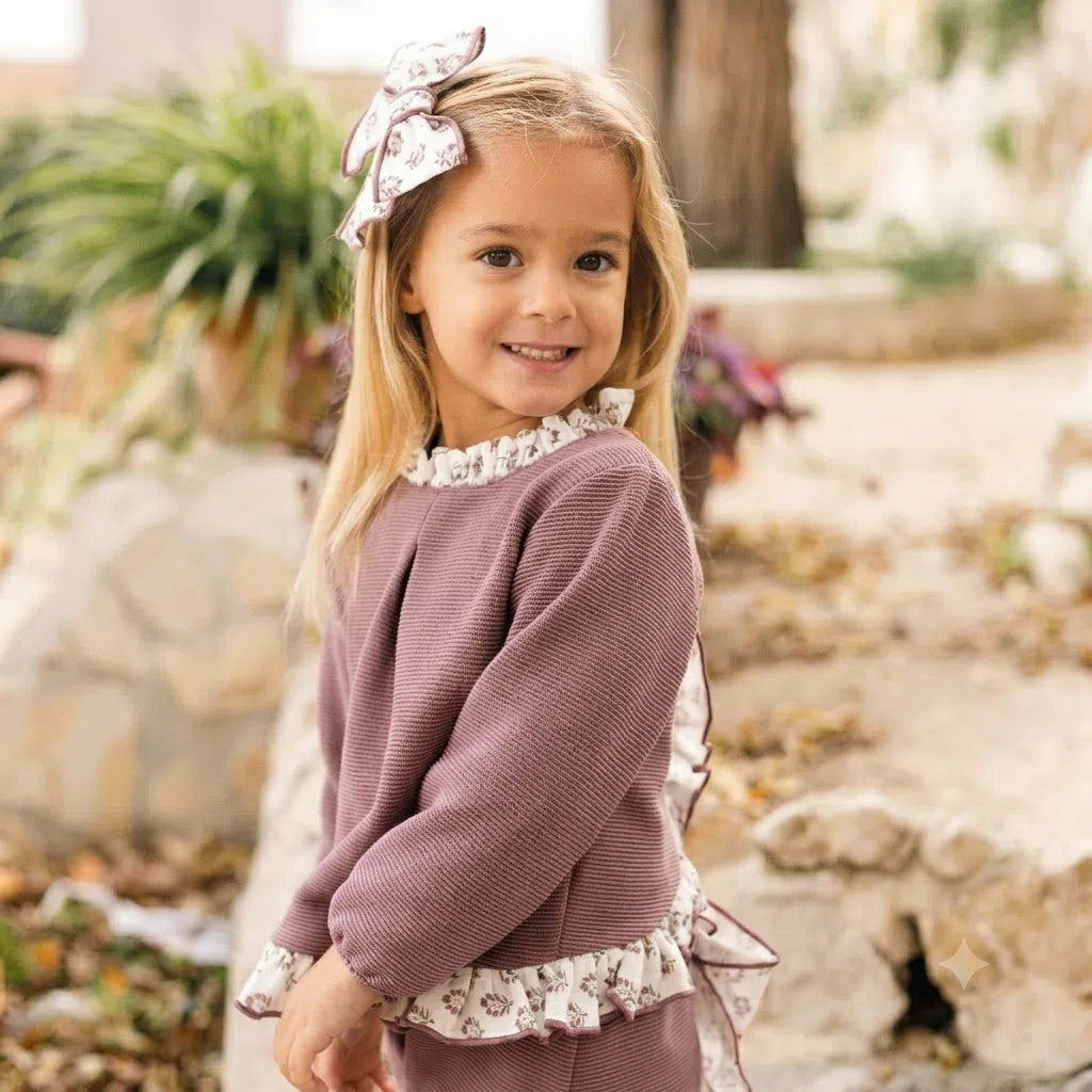 Conjunto Jesusito con Pololo de niña Meira