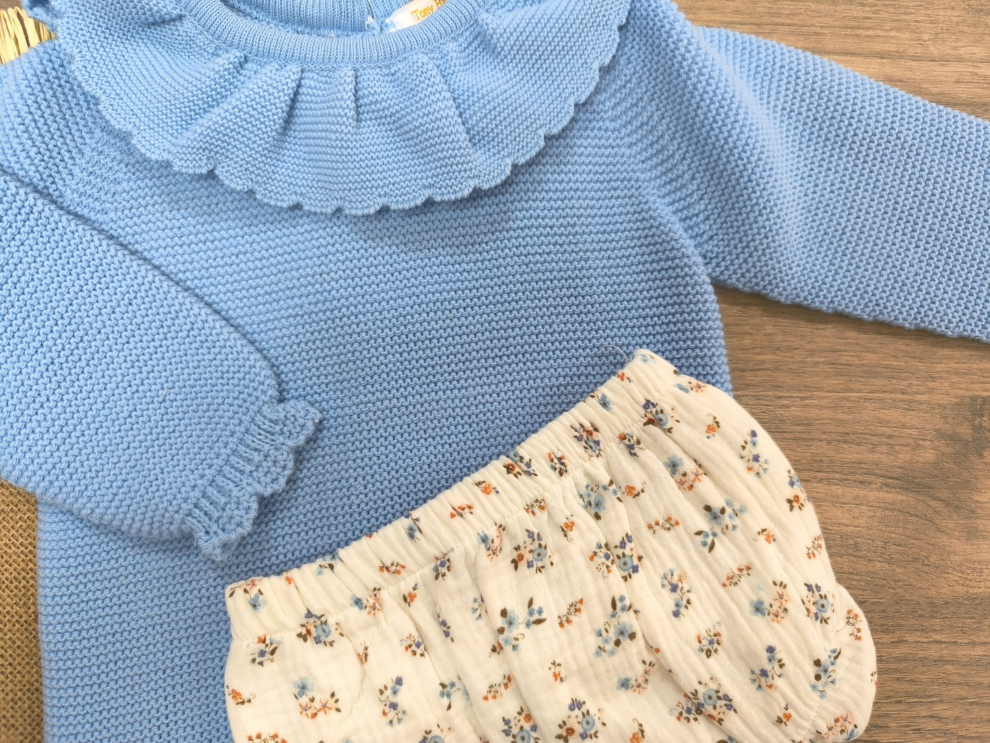 Conjunto de bebé Tony Bambino de tres piezas en lana azul con capota (tallas 6-24 meses)