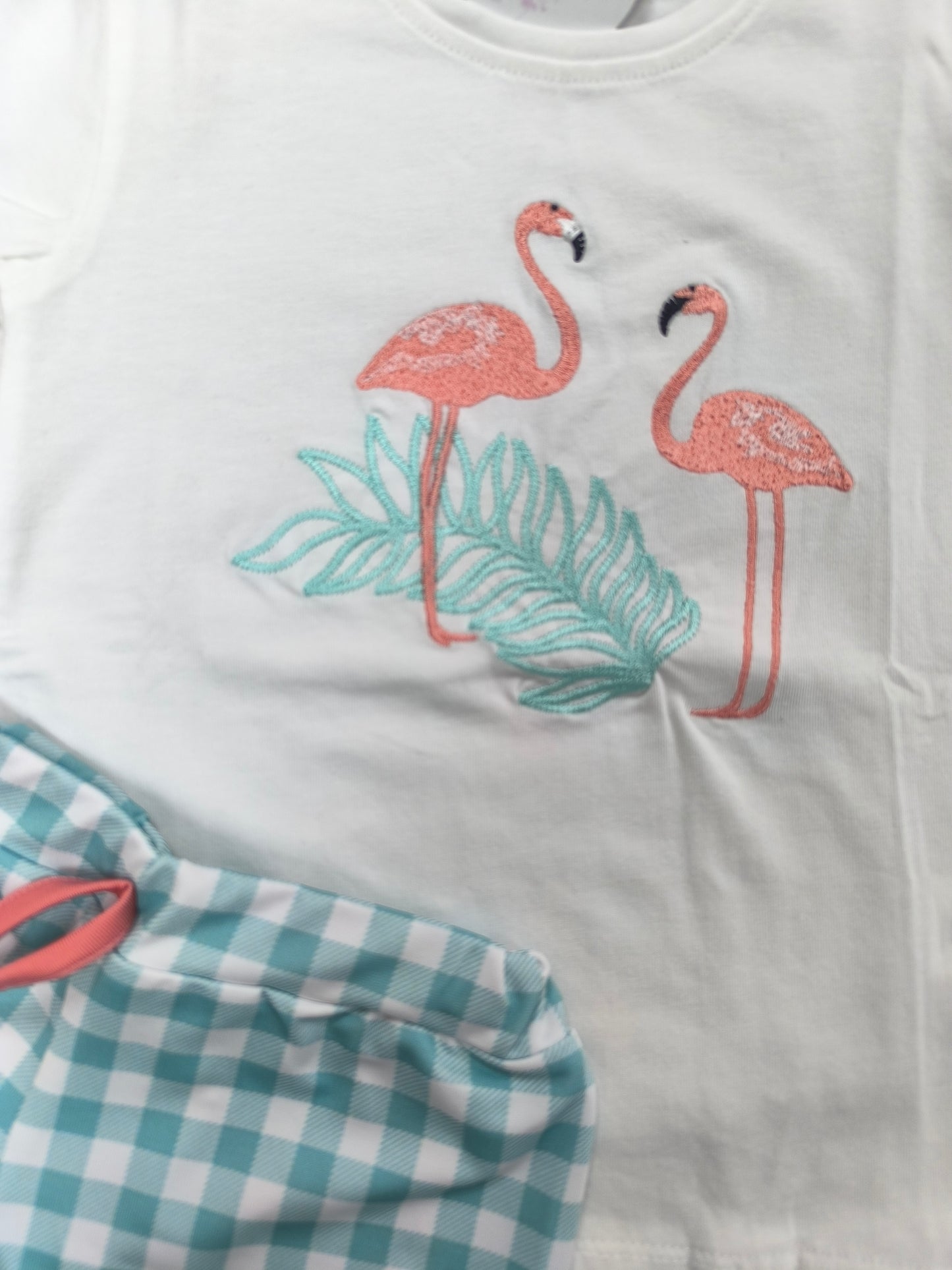 Conjunto de baño de flamencos para niño con camiseta y boxer vichy verde agua