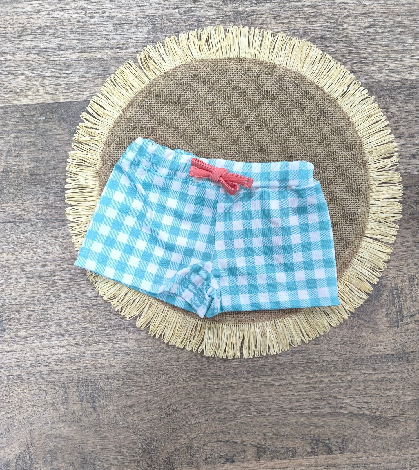 Conjunto de baño de flamencos para niño con camiseta y boxer vichy verde agua