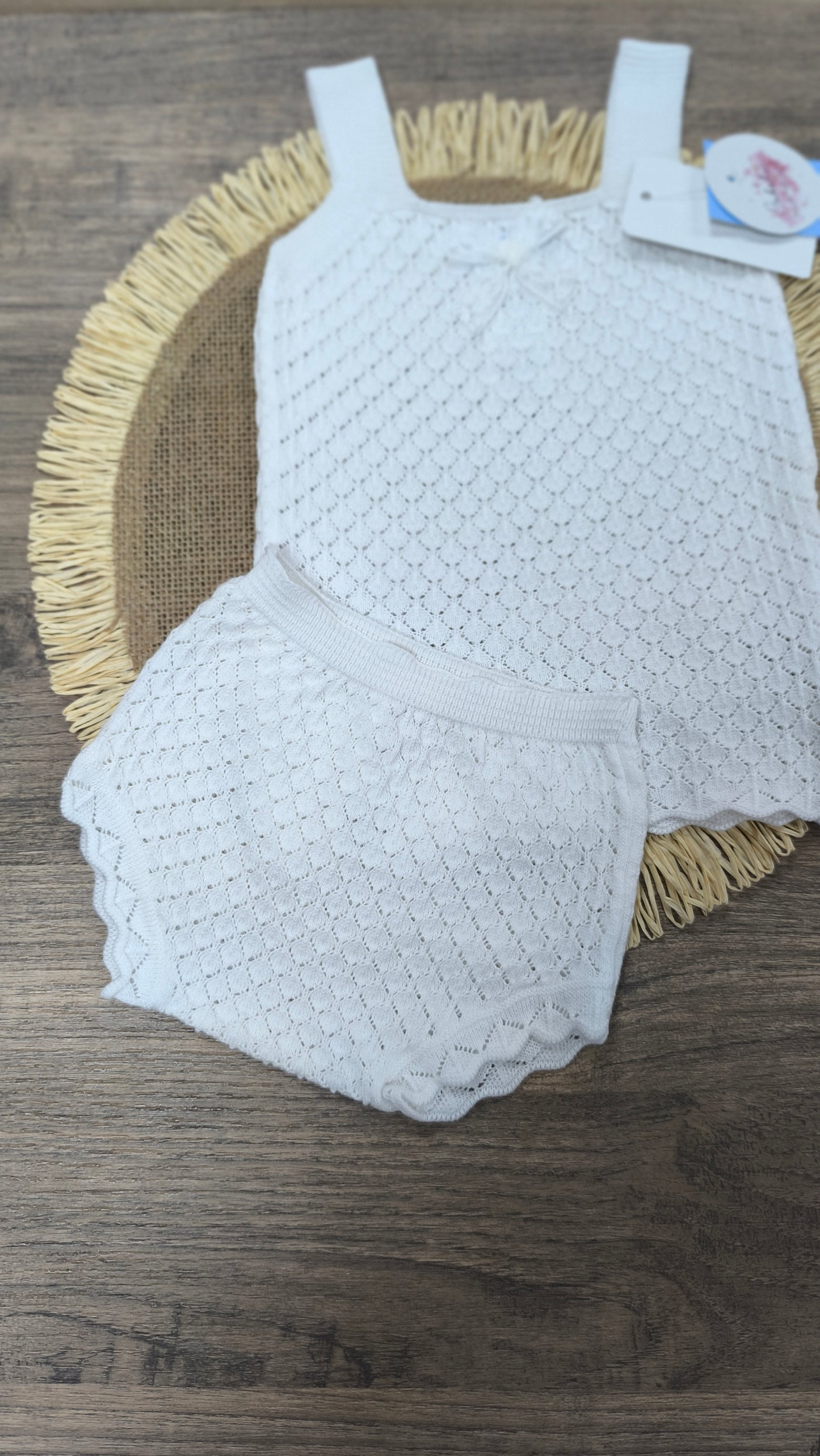 Conjunto de Hilo Calado Blanco para Primera Puesta con lazo de Encaje y | Blusa y Braga a Juego