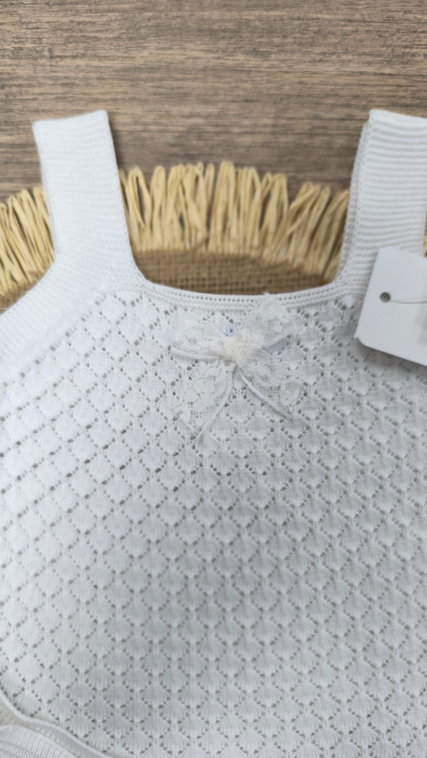 Conjunto de Hilo Calado Blanco para Primera Puesta con lazo de Encaje y | Blusa y Braga a Juego
