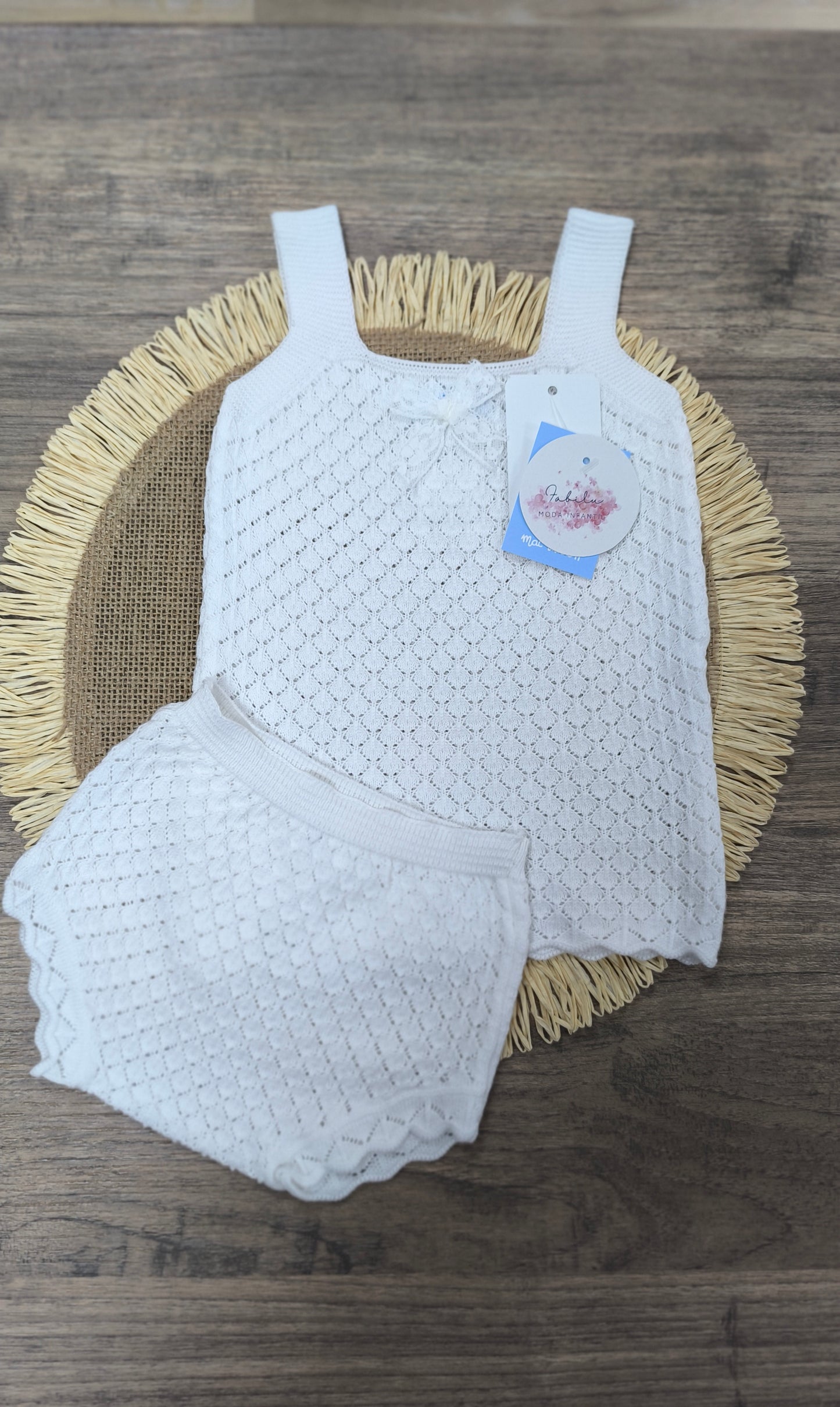 Conjunto de Hilo Calado Blanco para Primera Puesta con lazo de Encaje y | Blusa y Braga a Juego