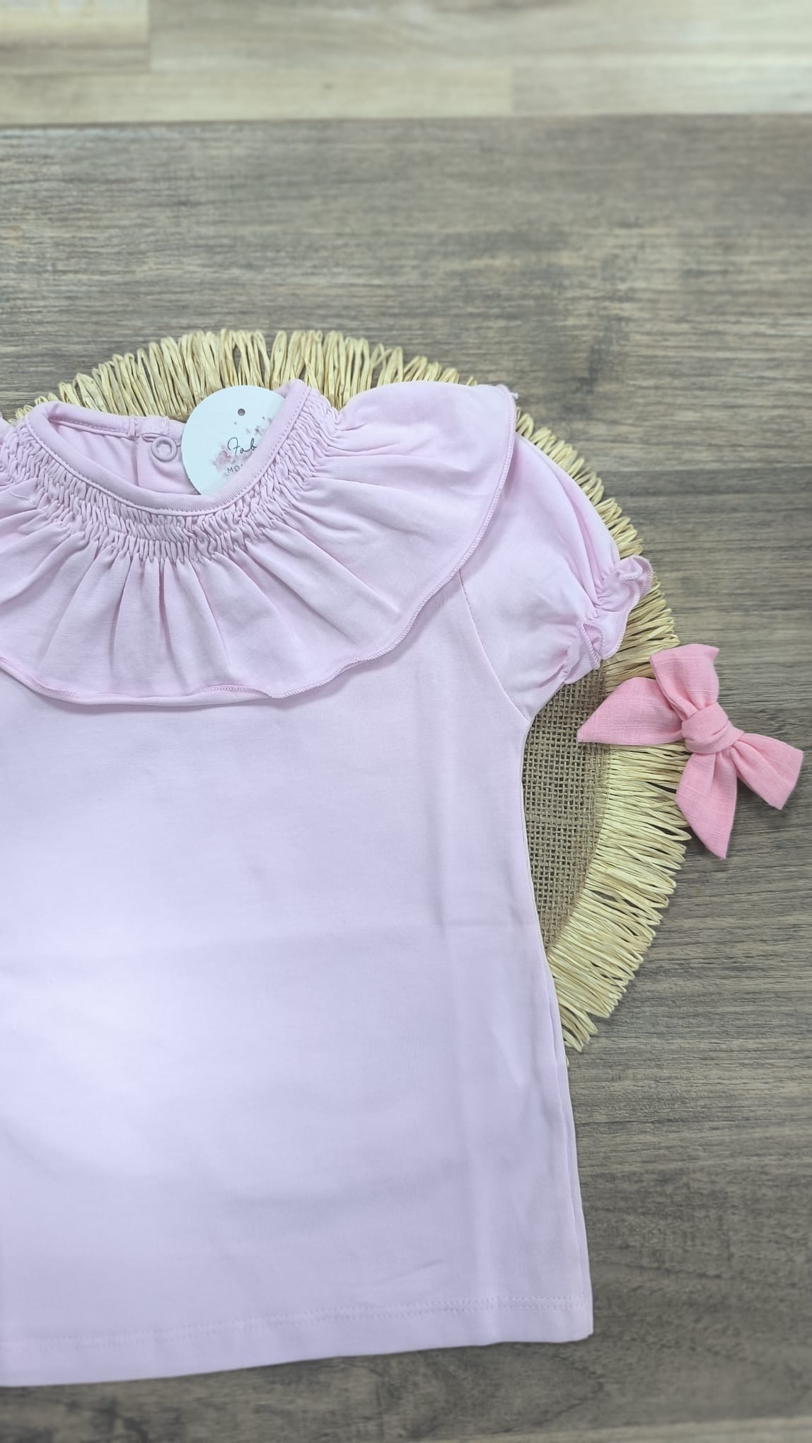 Camiseta Rosa con Maxicuello de Volante