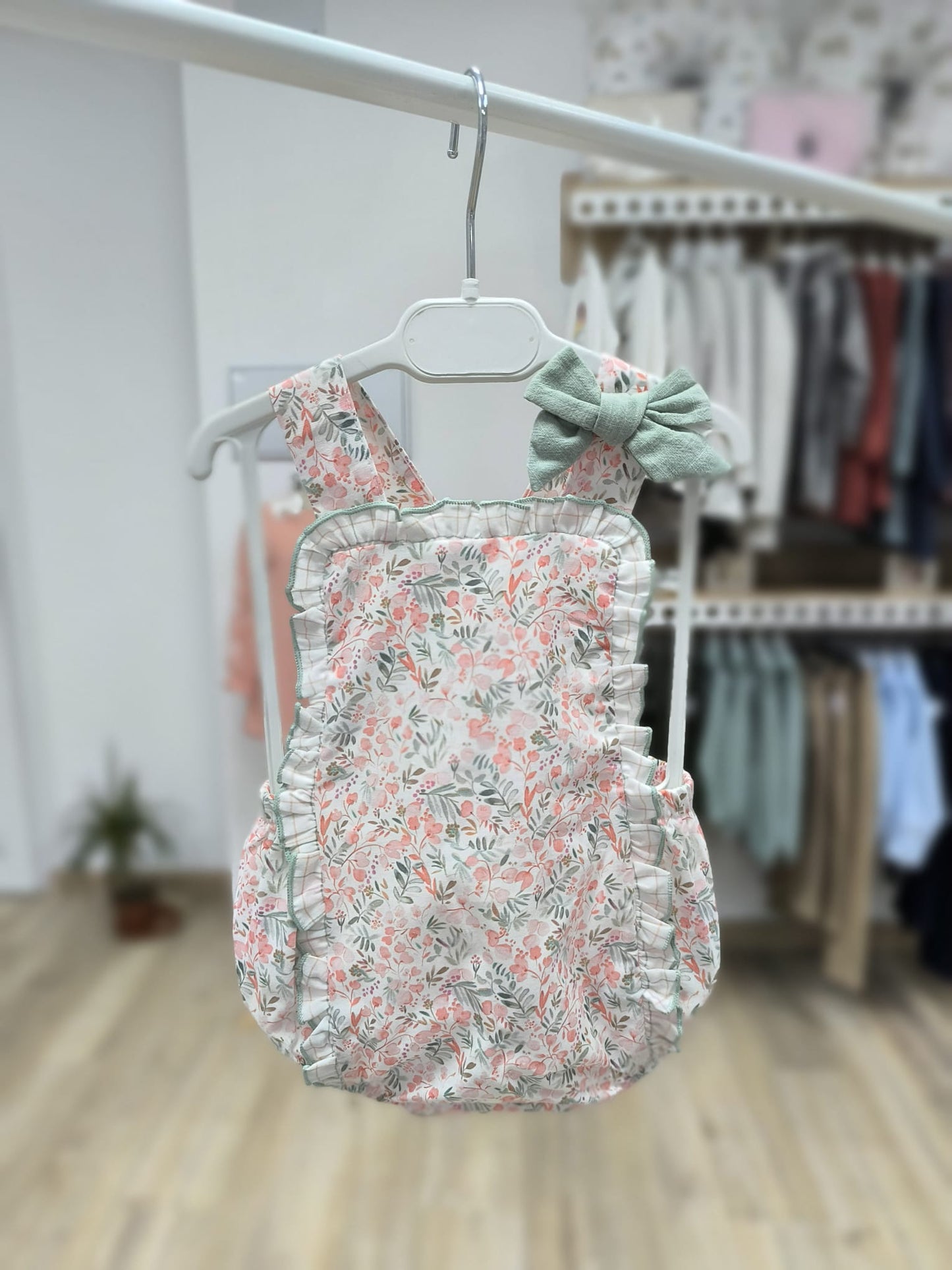Peto floral Bebé | Colección Mumbai 1-36 Meses