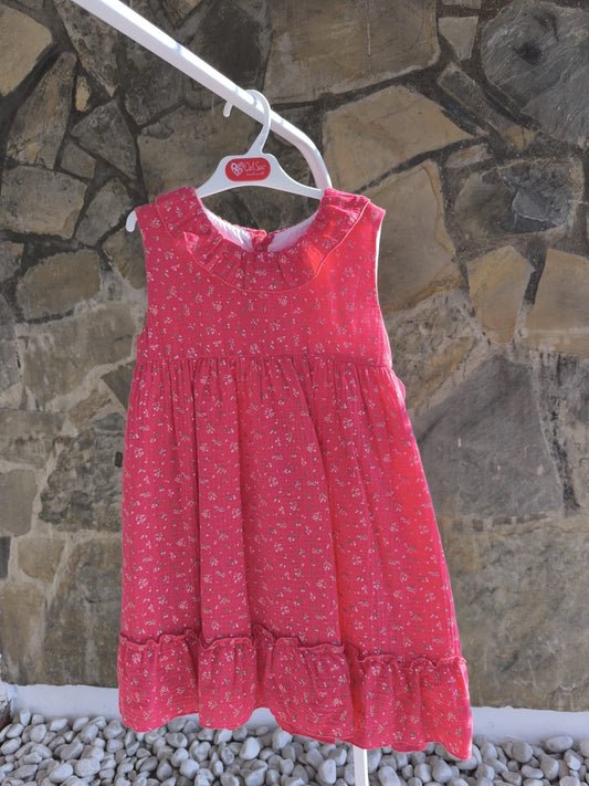 Vestido de niña rojo con flores de tirantes y volantes – vestido de verano infantil