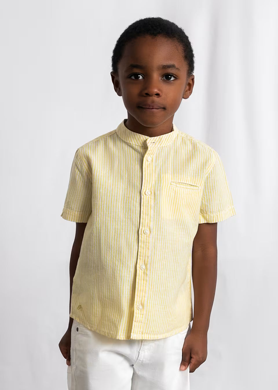 Camisa cuello mao con lino niño color Oliva