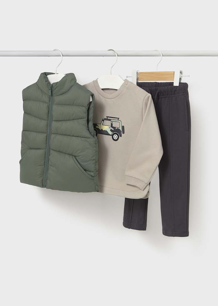 Conjunto de 3 Piezas con Chaleco para Niño