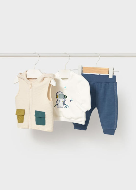 Conjunto de 3 Piezas con Chaleco para Niño