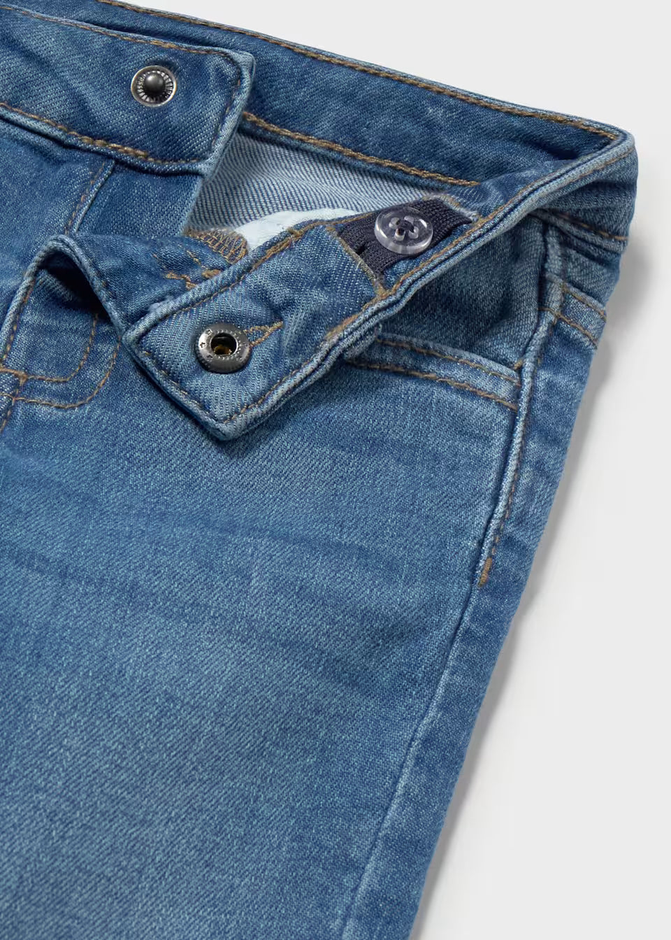 Pantalón Vaquero Slim Fit de 5 Bolsillos