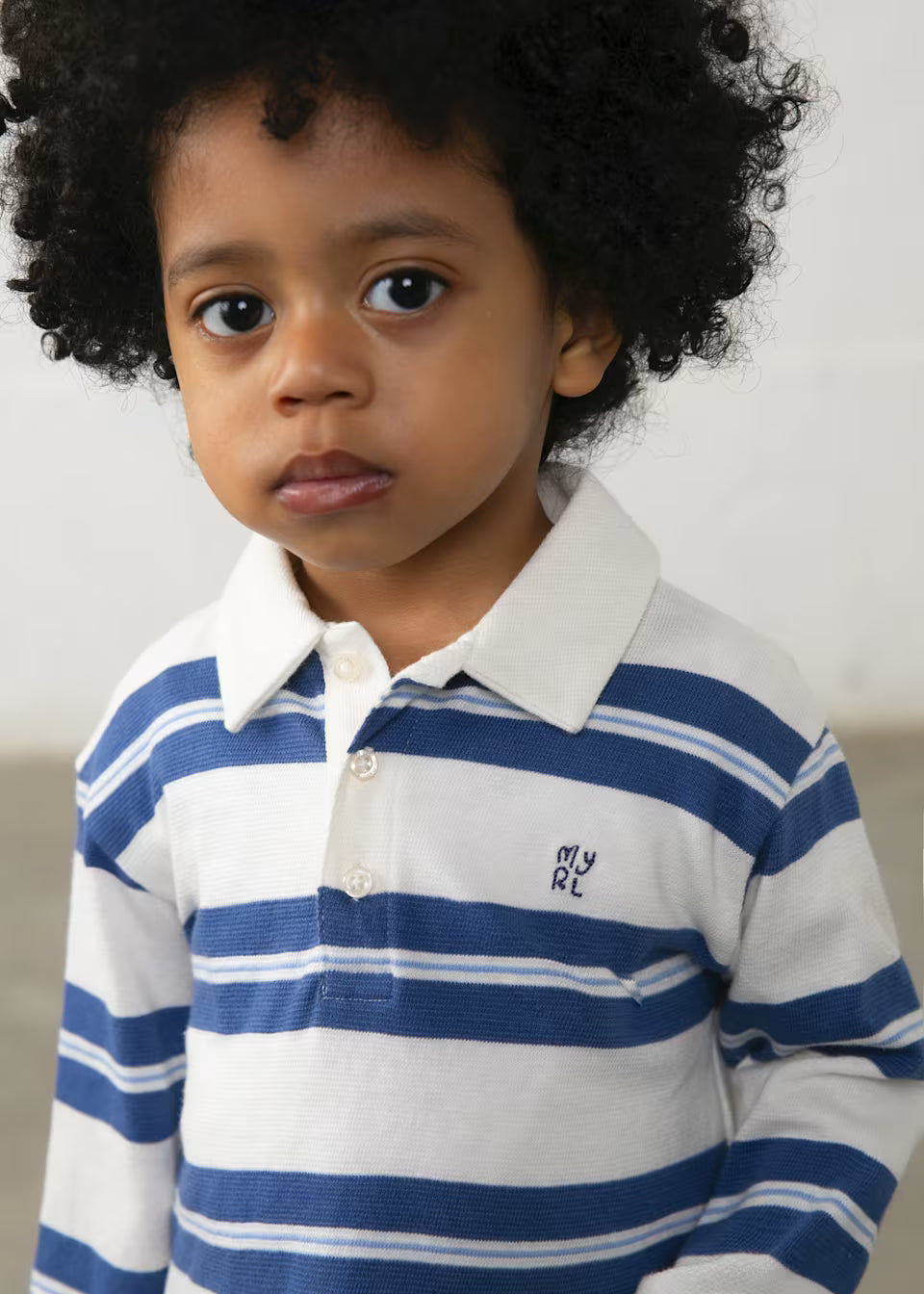 Polo de Rayas Azules para Niño  con Bordado